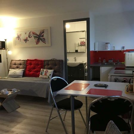 Le Clemenceau Apartment Péronne Екстериор снимка