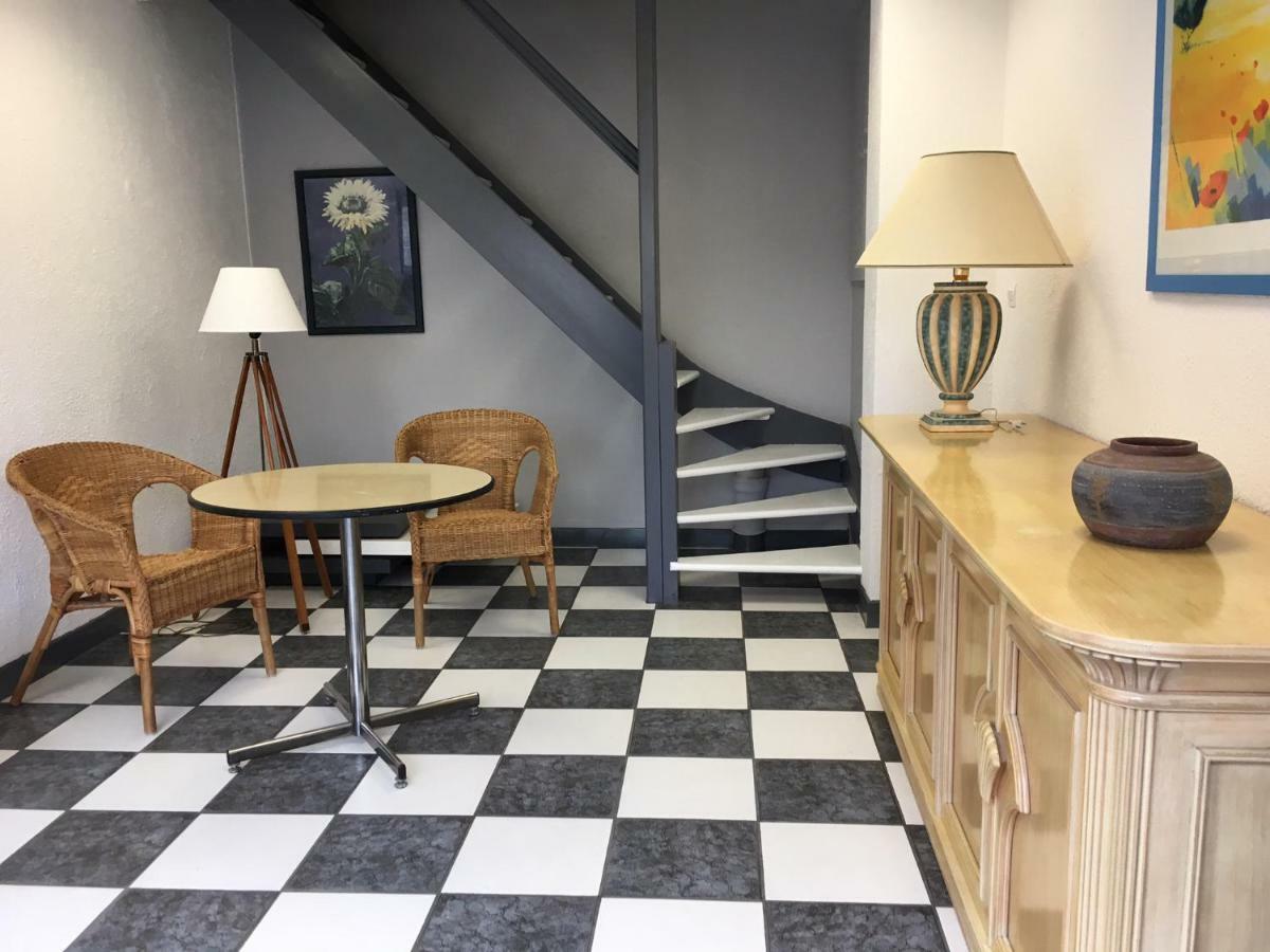 Le Clemenceau Apartment Péronne Екстериор снимка